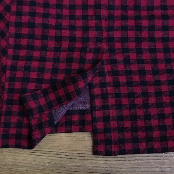 SOLD! ⚡️J. Jill Red Plaid Skirt Knee Ponte Skirt - Picture 7 of 8